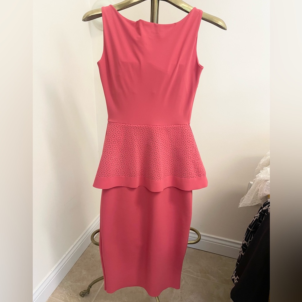 Stunning NWT Chiara Boni Peplum Dress Dominik Laser Cut dress! - Picture 13 of 16